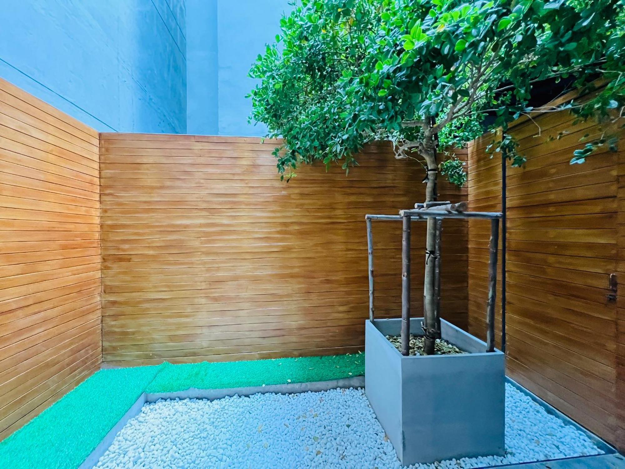 Woodstory Boutique Hotel Bangkok Exterior foto
